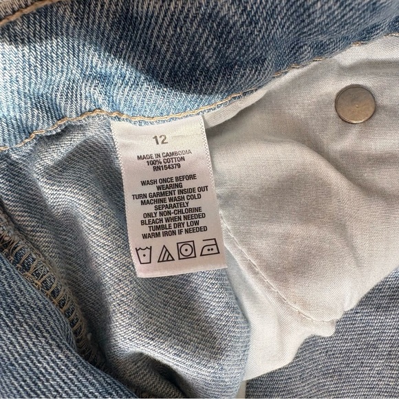 Aeropostale Distressed Denim Shorts - Picture 3 of 4